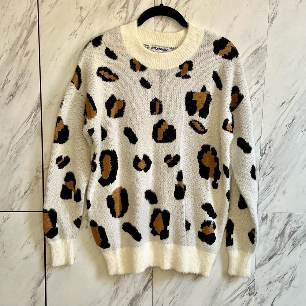 Cotton Emporium Fuzzy Leopard Print Crewneck Sweater Cream Womens XS